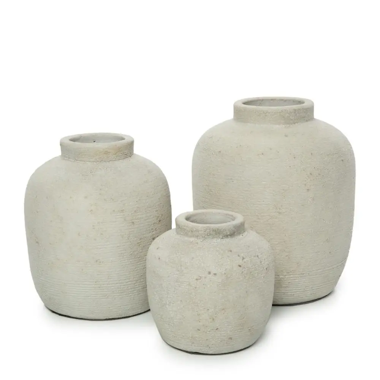 Peaky Vase in Concrete - L