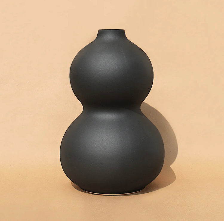 Big Olio Vase in Black